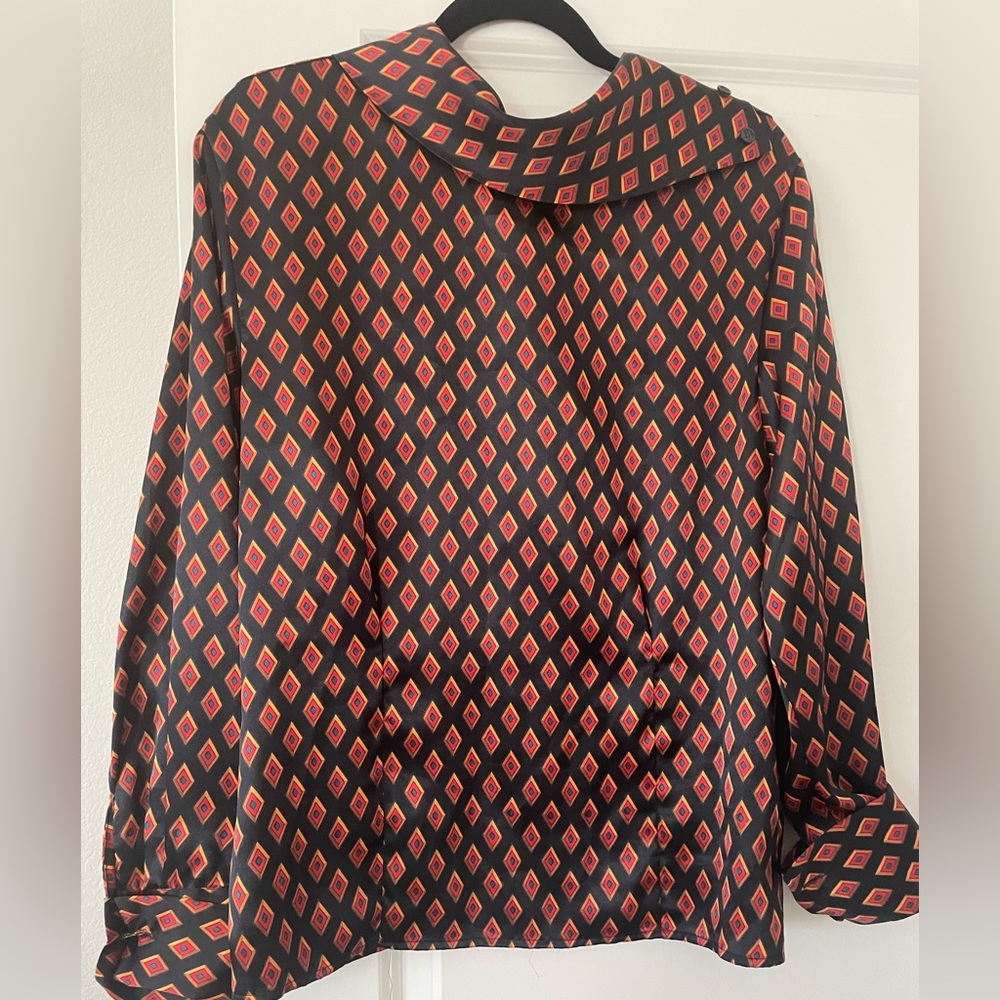 Vintage inspired jones New York blouse, with cufflinks